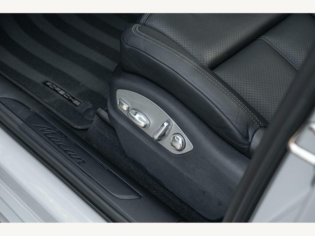 Porsche Macan 2.0T Pdk 4Wd Euro 6 Ss Grey #32