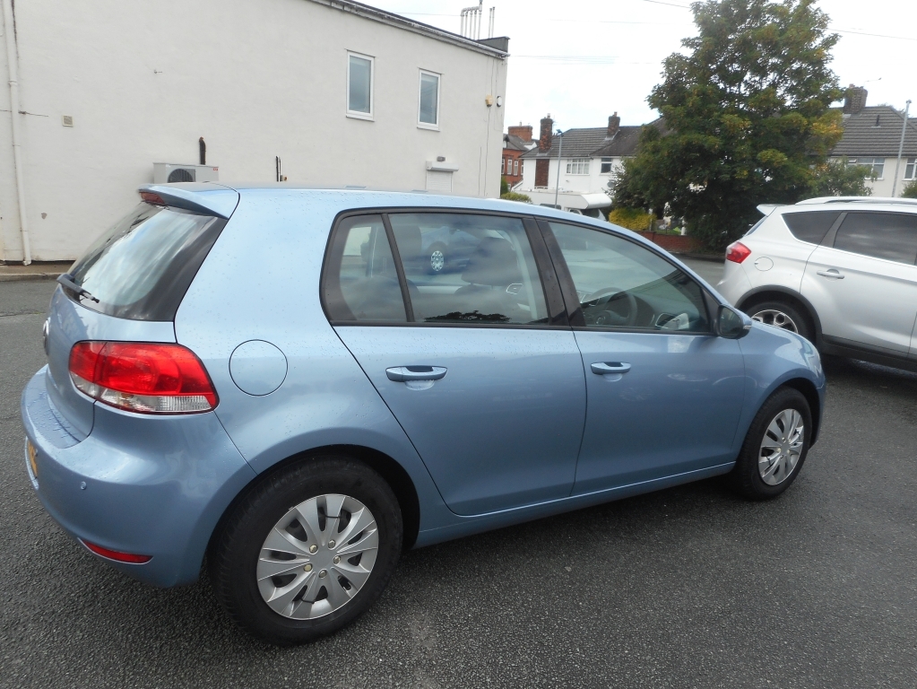 Volkswagen Golf 1.2 S Tsi Blue #2