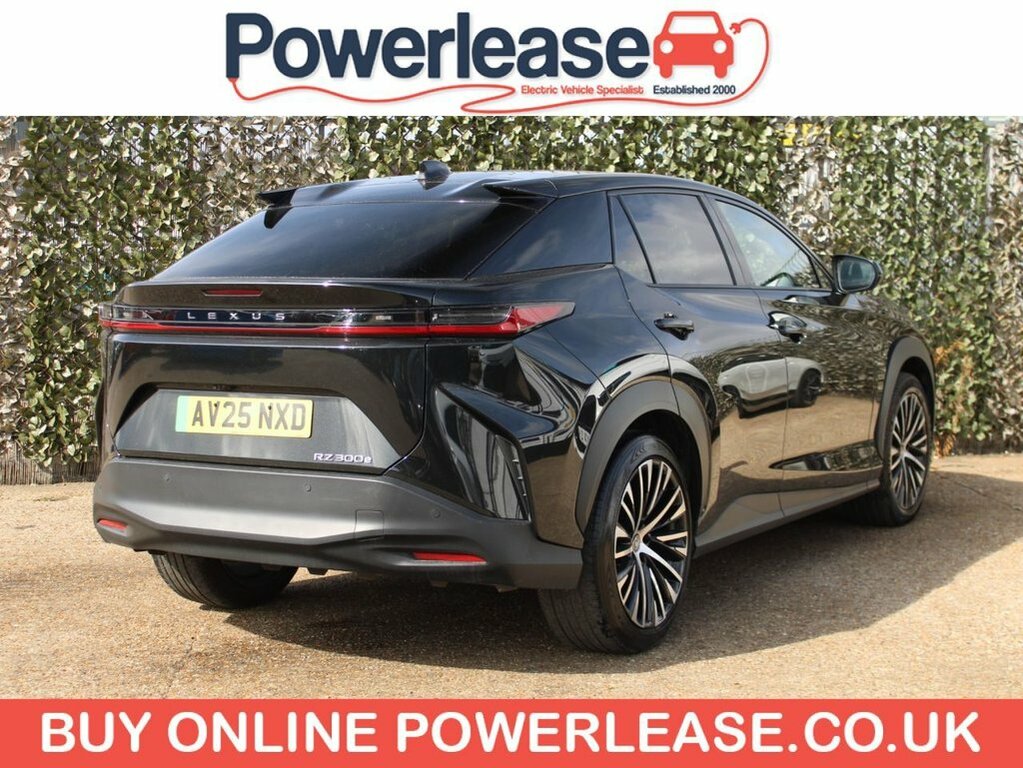 Lexus RZ Suv Black #4