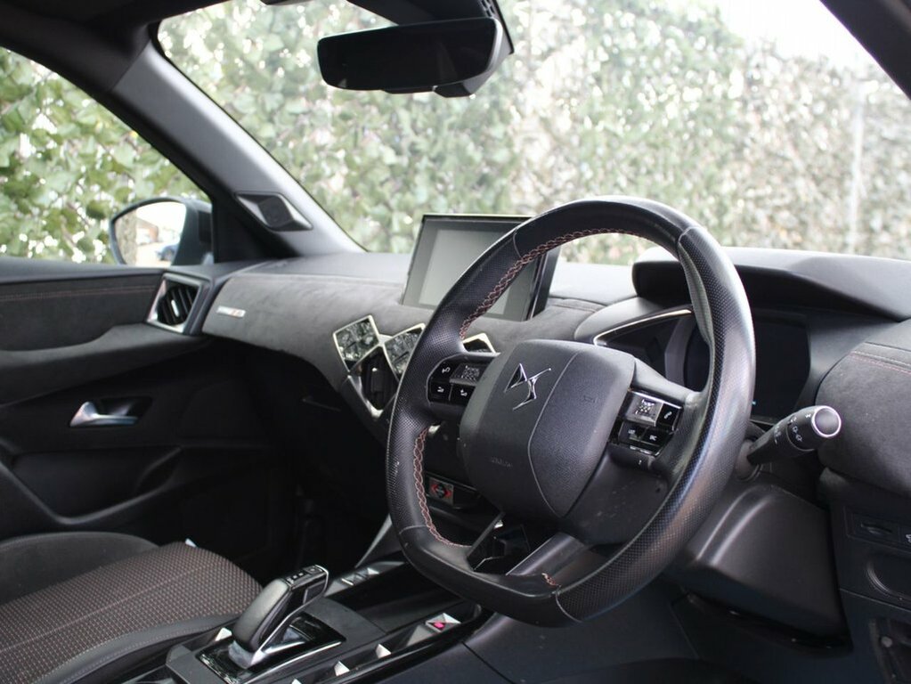 DS DS 3 Crossback Puretech Performance Line Grey #12
