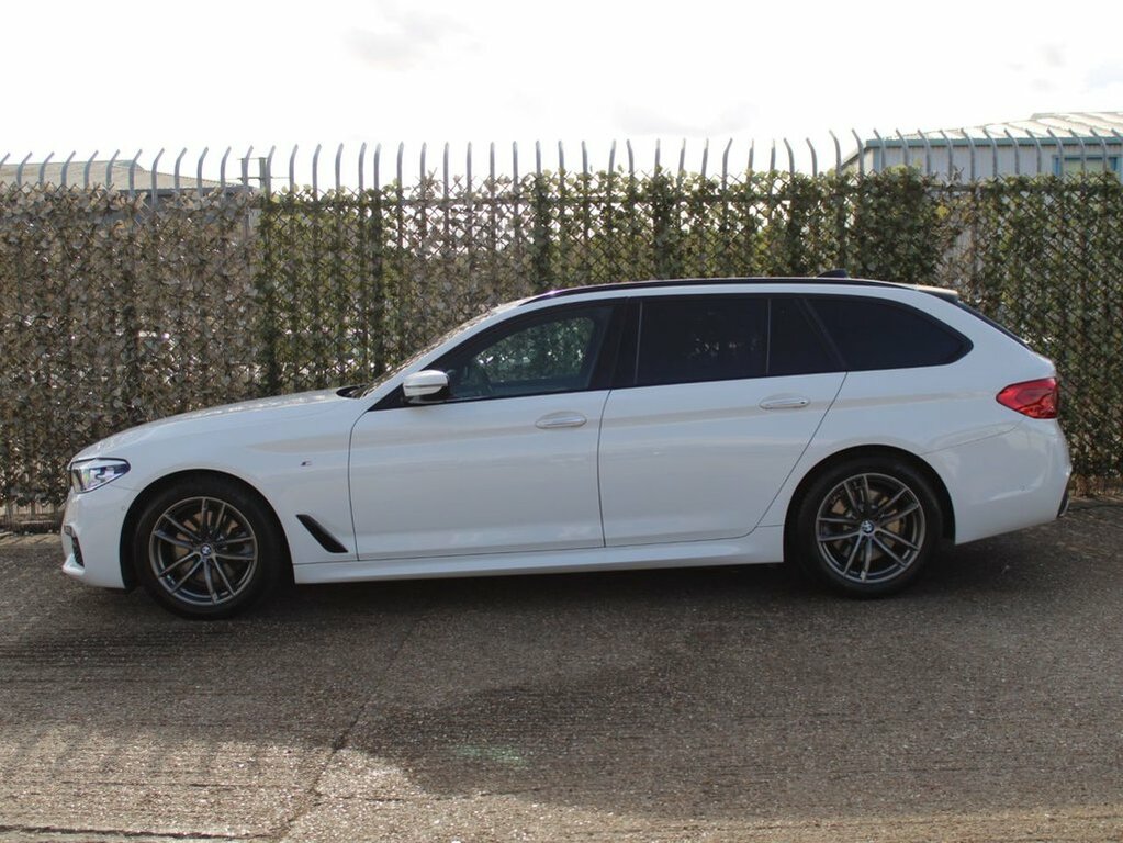 BMW 5 Series 2L M Sport White #6