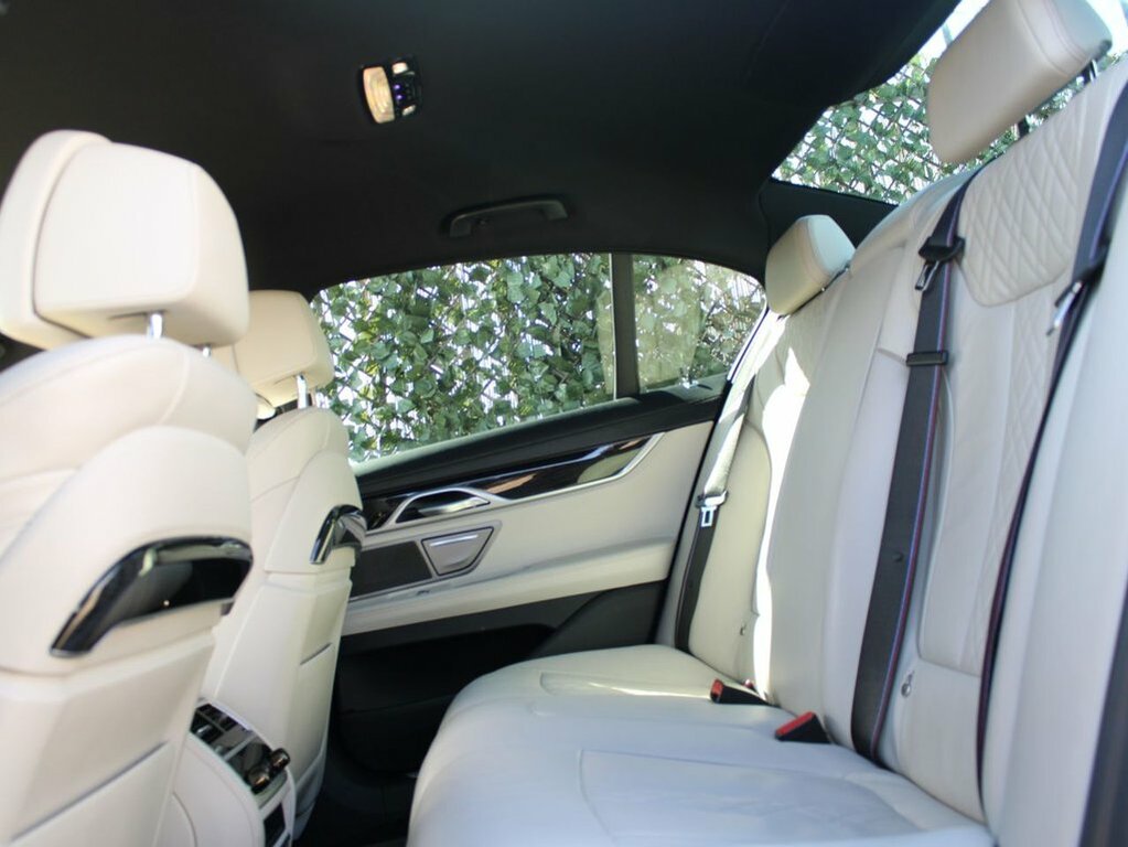BMW 7 Series Saloon Black #20