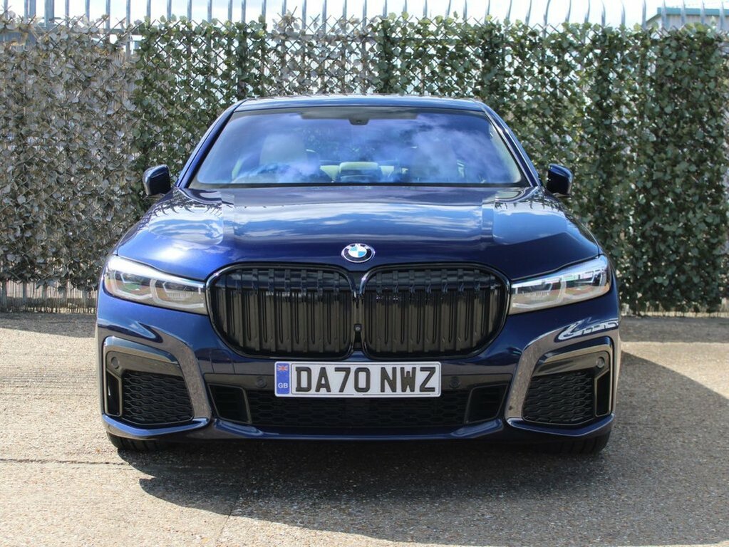 BMW 7 Series Saloon Black #8