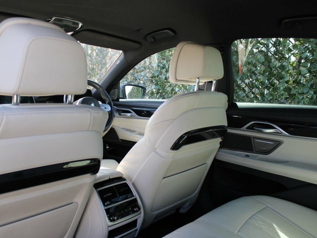 BMW 7 Series Saloon Black #19