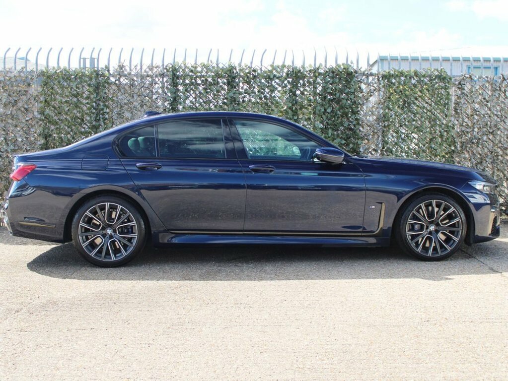 BMW 7 Series 3L M Sport Blue #6