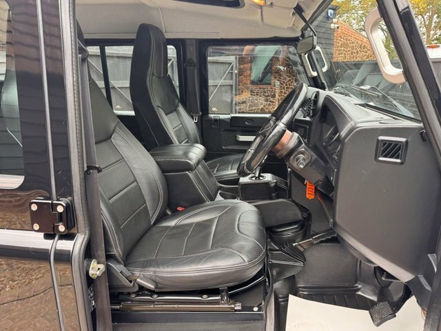 Land Rover Defender 110 Bmw 8 Speed Black #5