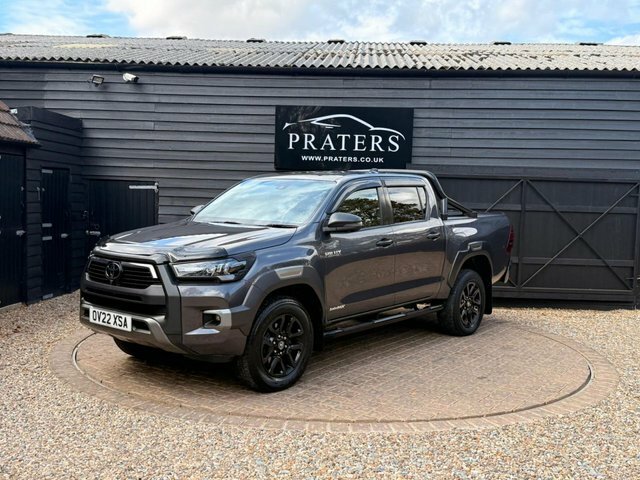 Toyota HILUX 2.8 D-4d Invincible X Pickup Double Cab Grey