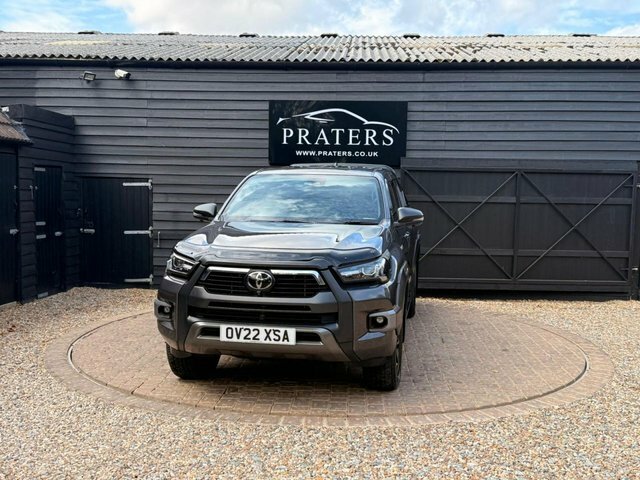 Toyota HILUX 2.8 D-4d Invincible X Pickup Double Cab Grey #2