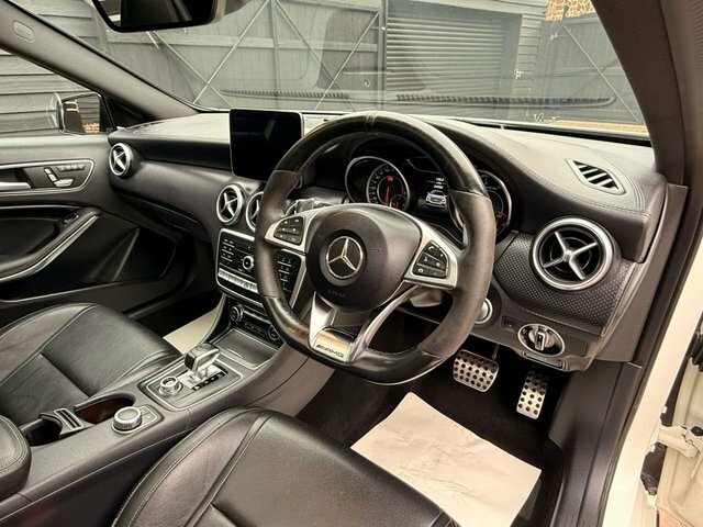 Mercedes-Benz A Class 2.0 A45 Amg Hatchback Spds Dct 4Matic E White #4