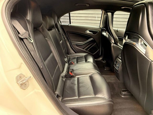 Mercedes-Benz A Class A 180 D Amg Line Premium Grey #10