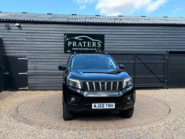 Nissan Navara 2.3 Dci N-guard Pickup Double Cab Black #3