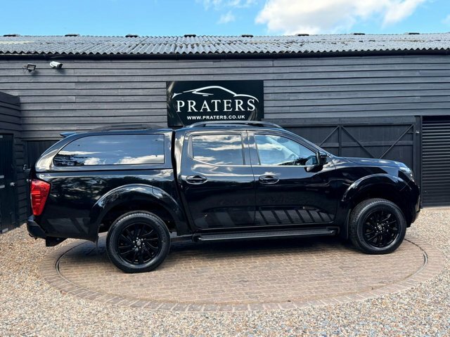Nissan Navara 2.3 Dci N-guard Pickup Double Cab Black #4