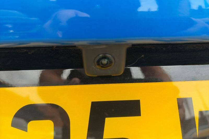 Peugeot e-208 Allure Yellow #33