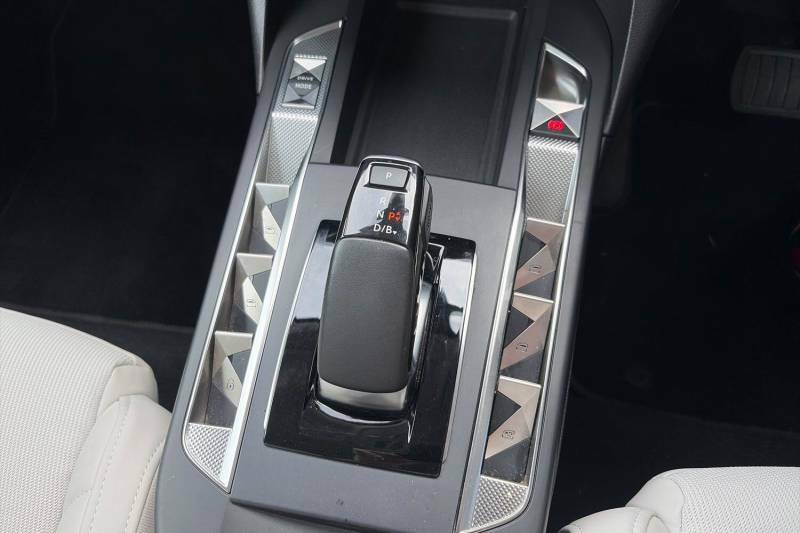 DS DS 3 Crossback E-tense 50Kwh Performance Line Crossback  #17