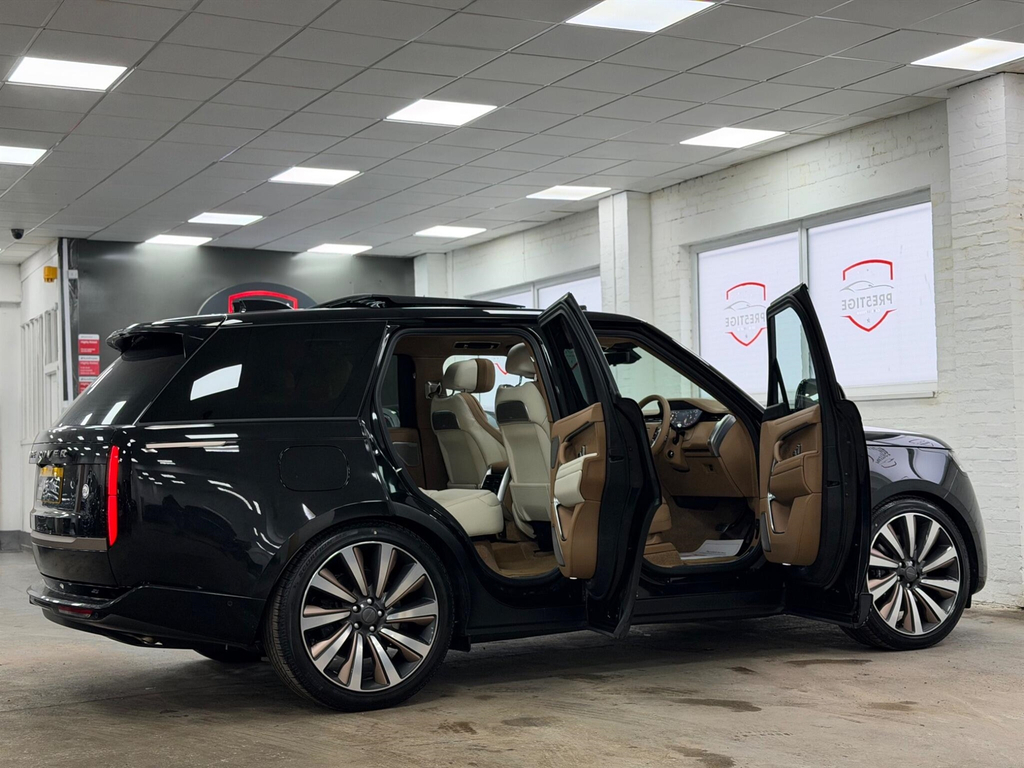 Land Rover Range Rover Edition Black #19