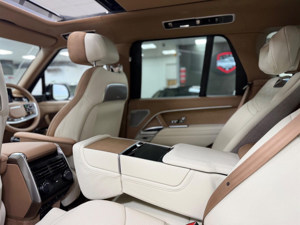 Land Rover Range Rover Edition Black #42