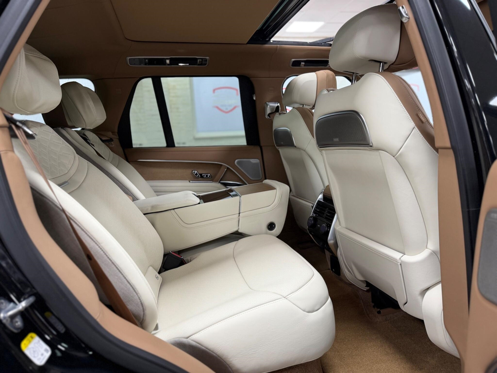 Land Rover Range Rover Edition Black #57