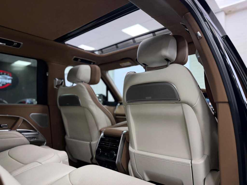 Land Rover Range Rover Edition Black #18