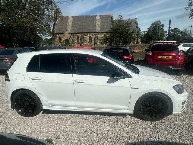 Volkswagen Golf Tsi Bluemotion Tech R White #4