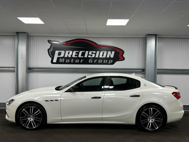 Maserati Ghibli Saloon Blue #8