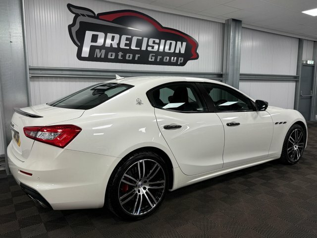 Maserati Ghibli Saloon Blue #12
