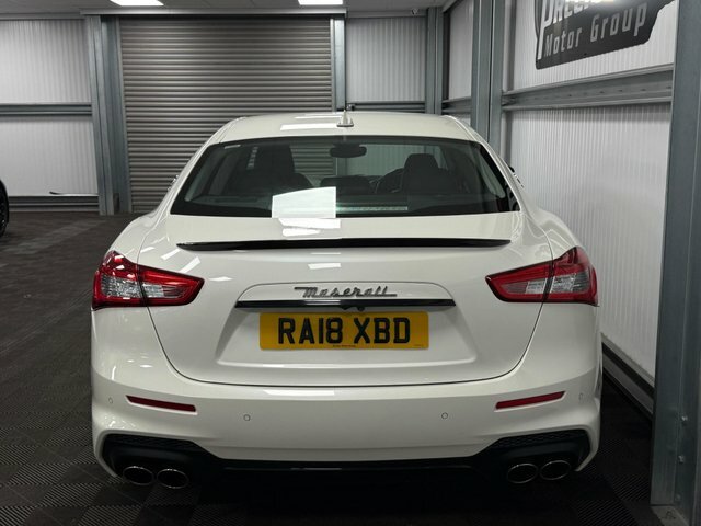 Maserati Ghibli Saloon Blue #10