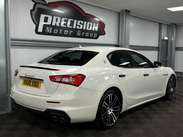 Maserati Ghibli Saloon Blue #11