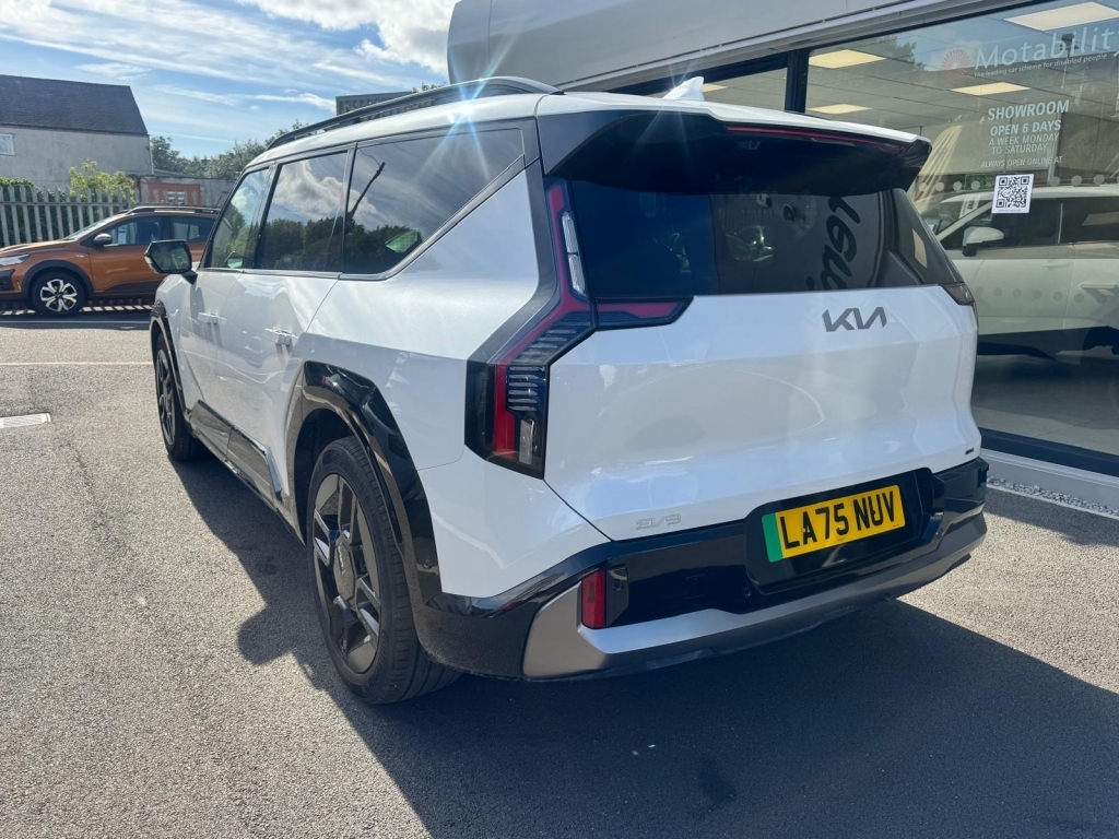 Kia EV9 99.8Kwh Gt Line S Awd White #8