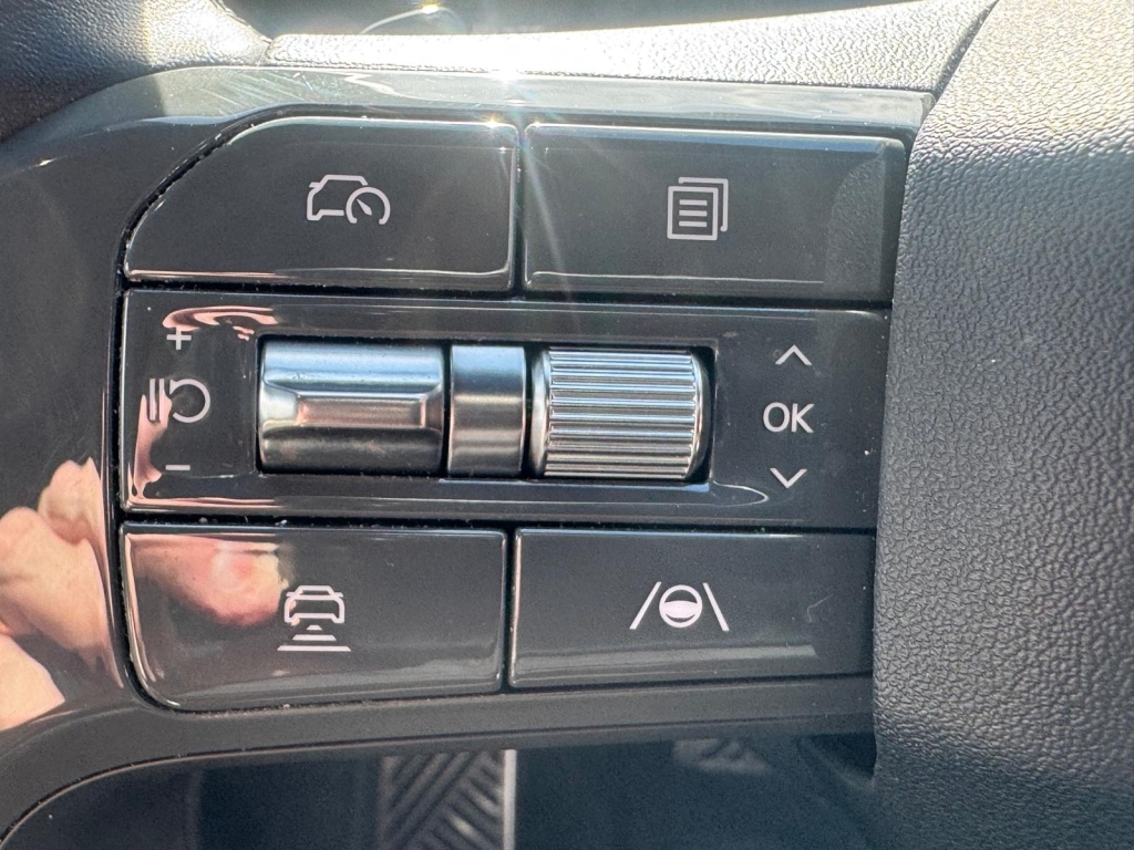 Kia EV9 99.8Kwh Gt Line S Awd White #32
