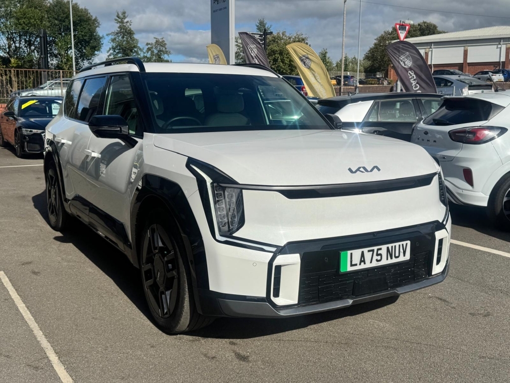 Kia EV9 Gt-line S White #4