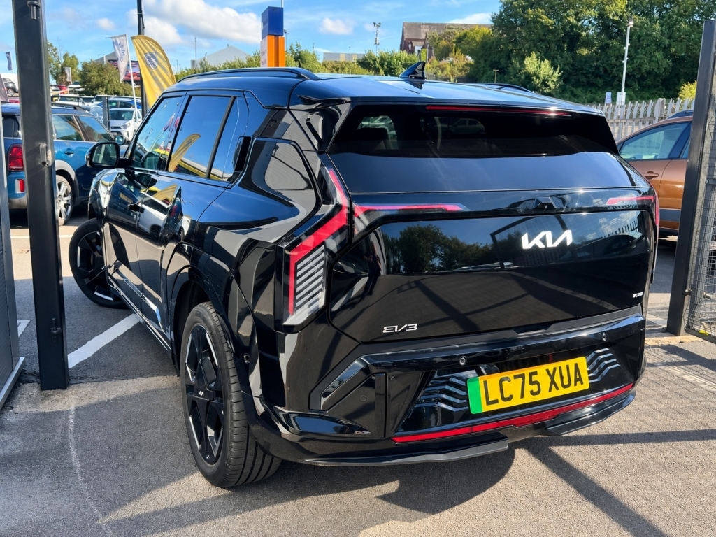Kia EV3 Gt-line S Black #2