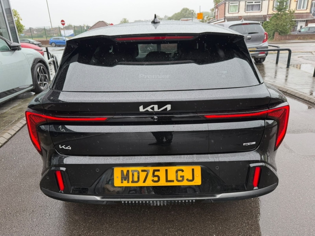 Kia K4 1.6 Gt-line S Black #4