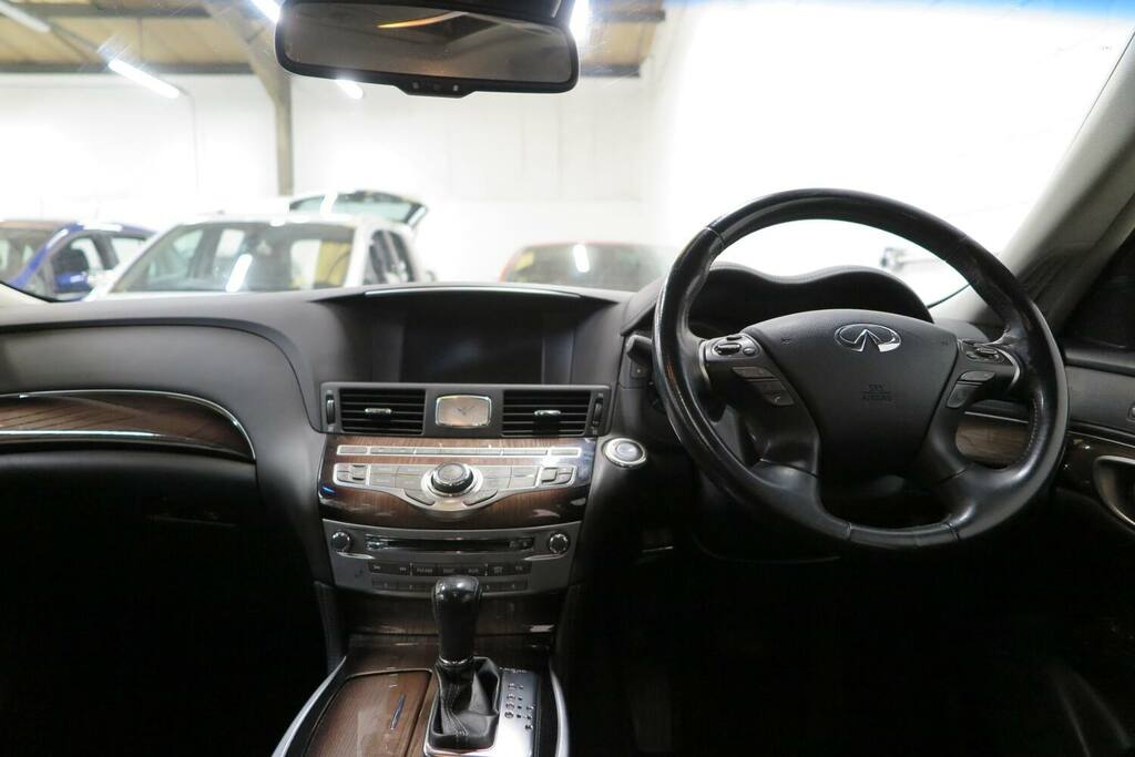 Infiniti M 30D V6 Grey #7