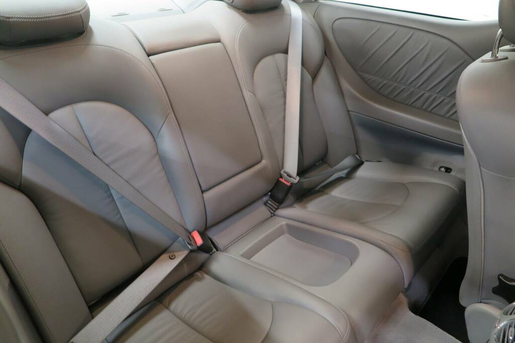 Mercedes-Benz CLK Silver #14
