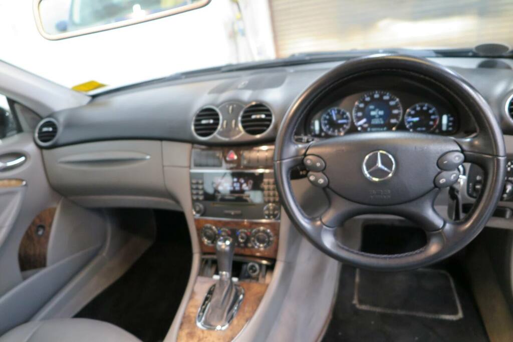 Mercedes-Benz CLK Silver #9