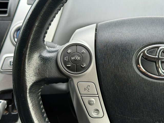 Toyota Prius+ Hatchback Silver #22