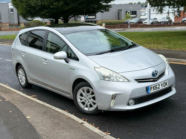 Toyota Prius+ Hatchback Silver #60