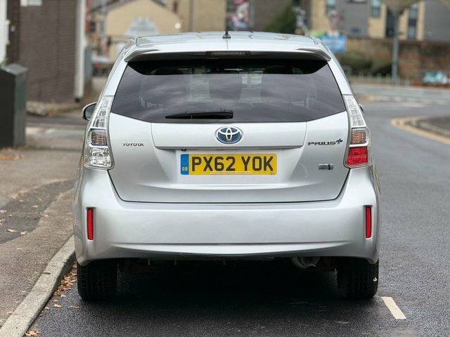 Toyota Prius+ Hatchback Silver #7