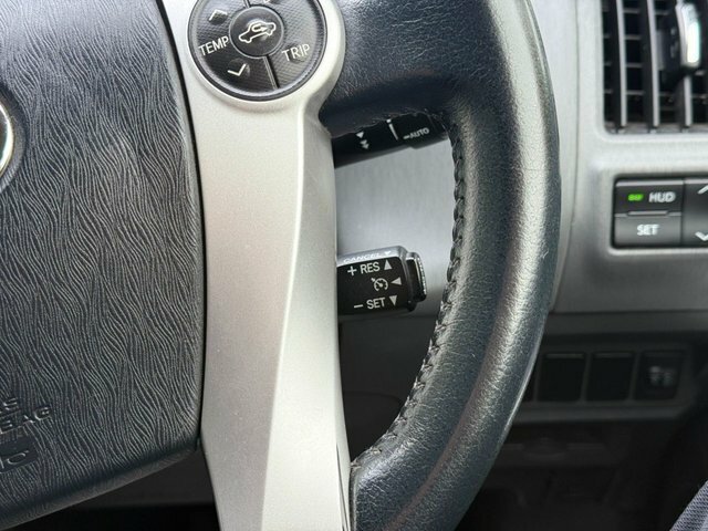 Toyota Prius+ Hatchback Silver #24