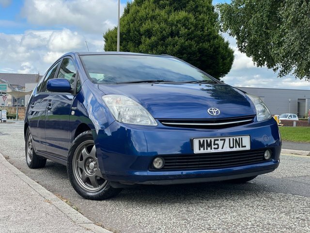 Toyota Prius T Spirit Hatchback Blue #3