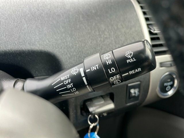 Toyota Prius Hatchback Silver #29