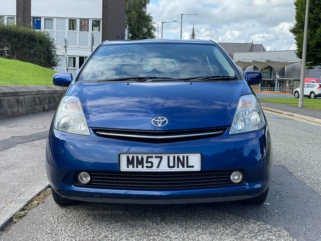 Toyota Prius T Spirit Hatchback Blue #2