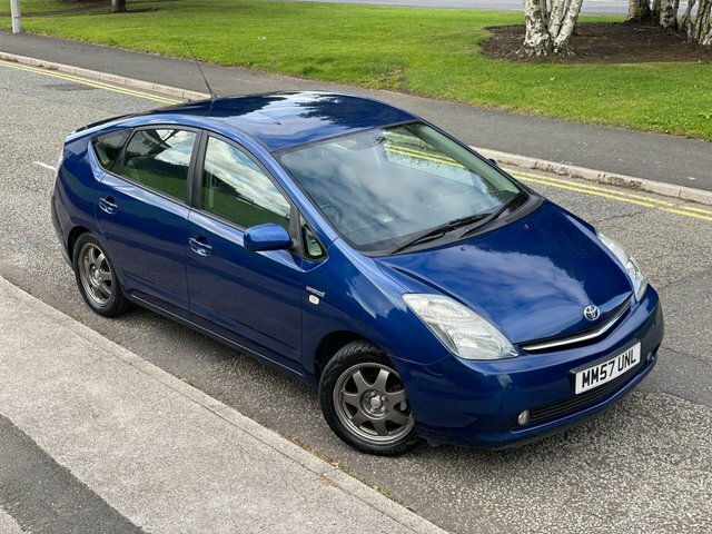Toyota Prius Hatchback Silver #58