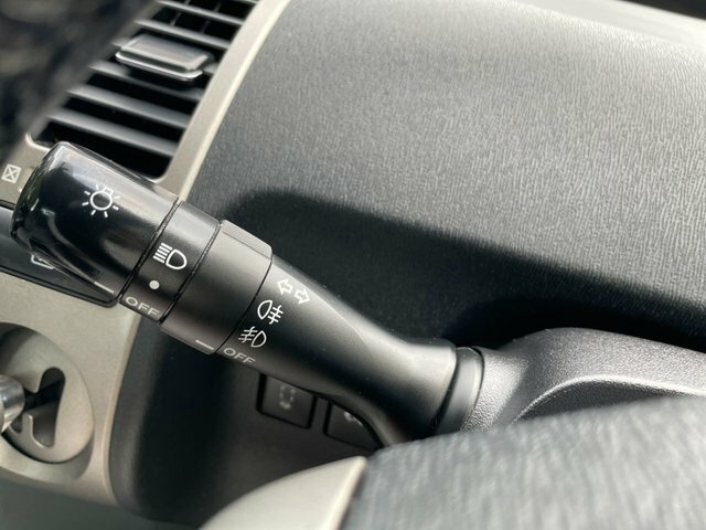 Toyota Prius Hatchback Silver #28