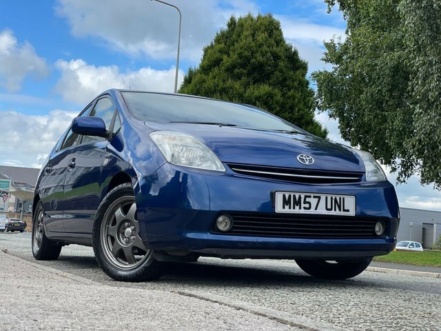Toyota Prius Hatchback Silver #56