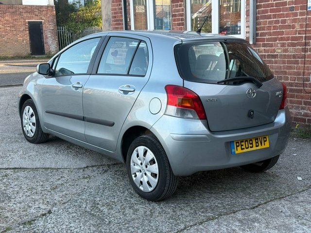 Toyota Yaris 1.4 D-4d Tr Multimode Black #8