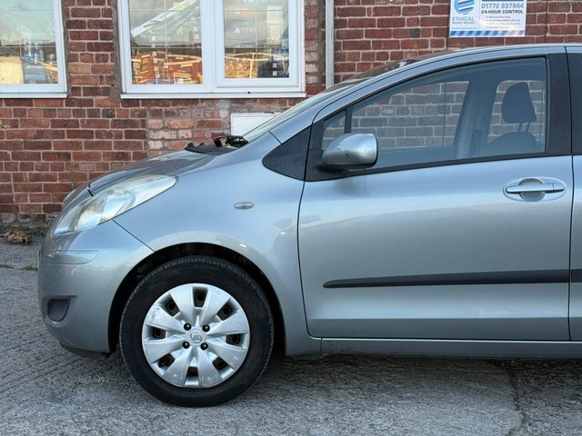Toyota Yaris 1.4 D-4d Tr Multimode Black #42