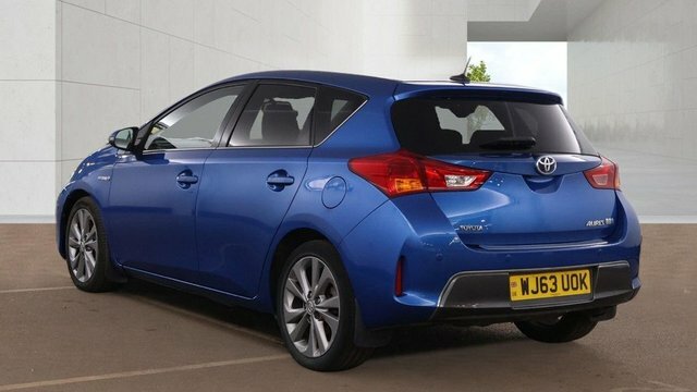 Toyota Auris Vvt-h Excel Hatchback Blue #4