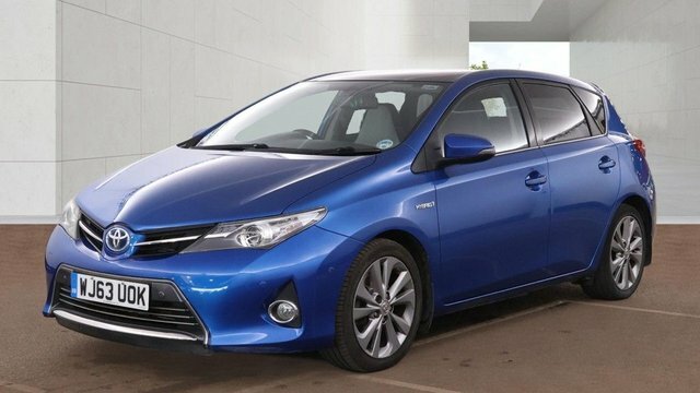 Toyota Auris Vvt-h Excel Hatchback Blue