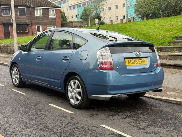 Toyota Prius T3 Hatchback Blue #5